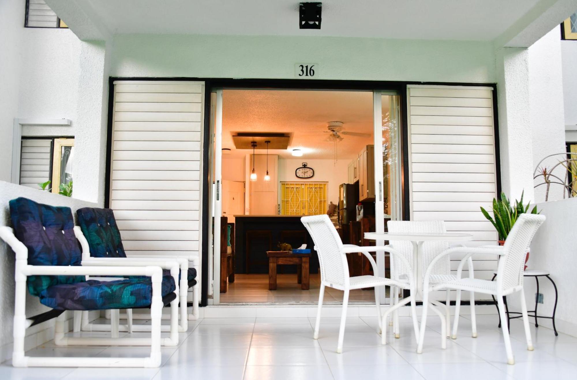 316 Moonshine Apartment Bridgetown Ngoại thất bức ảnh